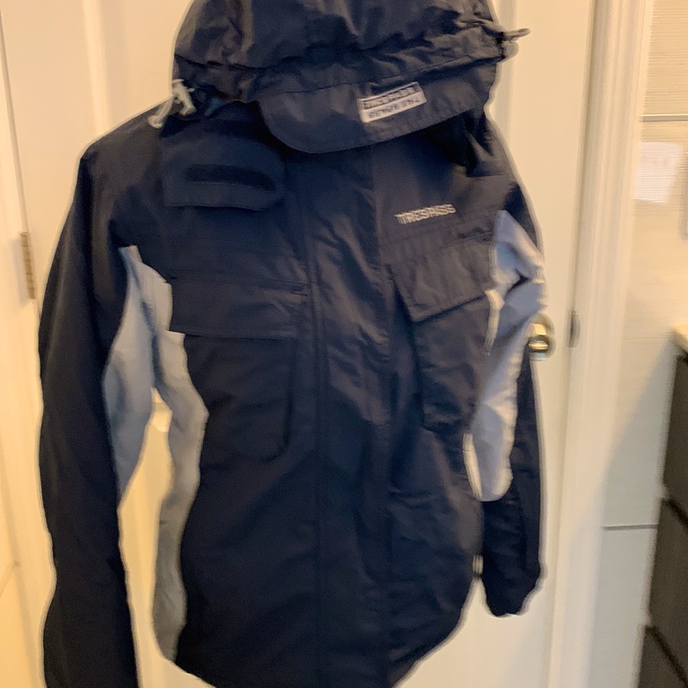 Size S very insulated warm Trespass Ski jacket Navy and Grey Hooded Waterproof